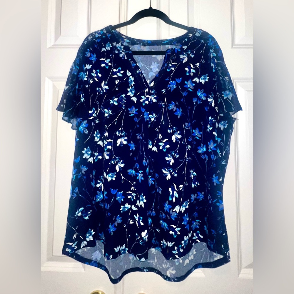 Roz & Ali Women's Blue Floral Split Neck Top Short Flutter Sleeve Blouse 2X